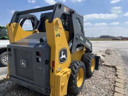 2021 DEERE 318G full