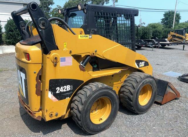 2013 Cat 242B3 full